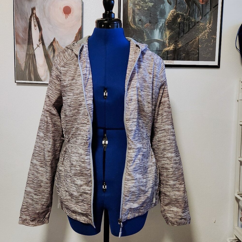 Windbreaker rain jacket with hood size Medium